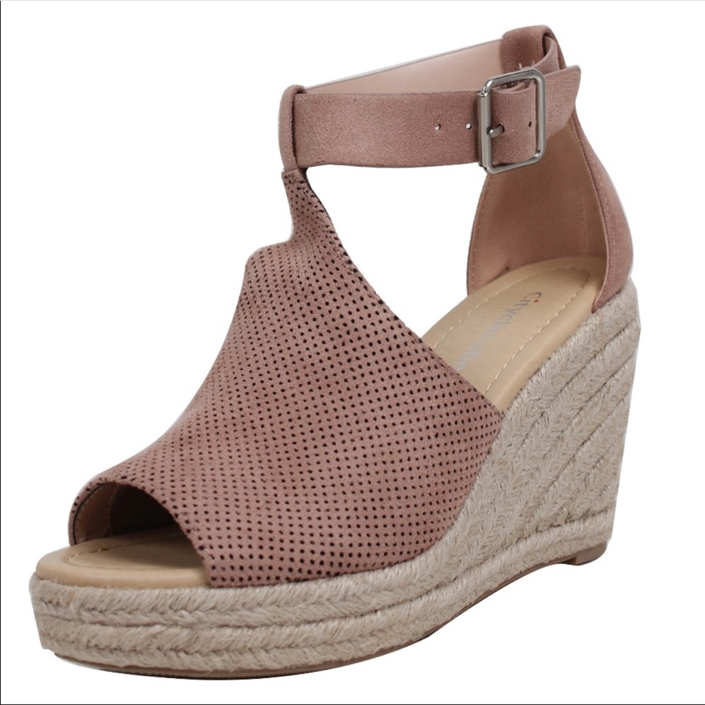 Mauve colored Espadrille wedges!